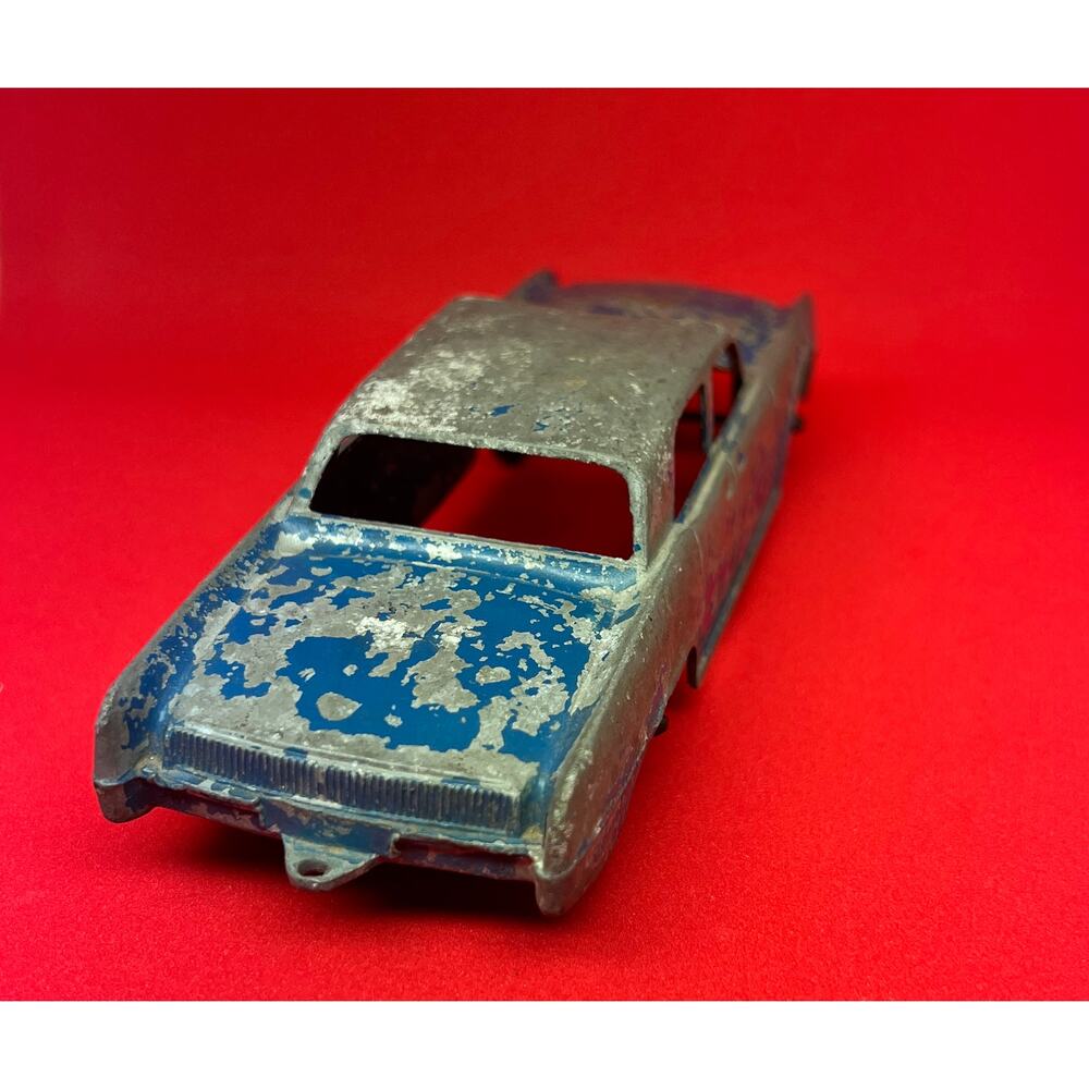 Vintage Hubley Die-Cast Car –Made in Lancaster PA USA –Blue –Antique Toy Vehicle
